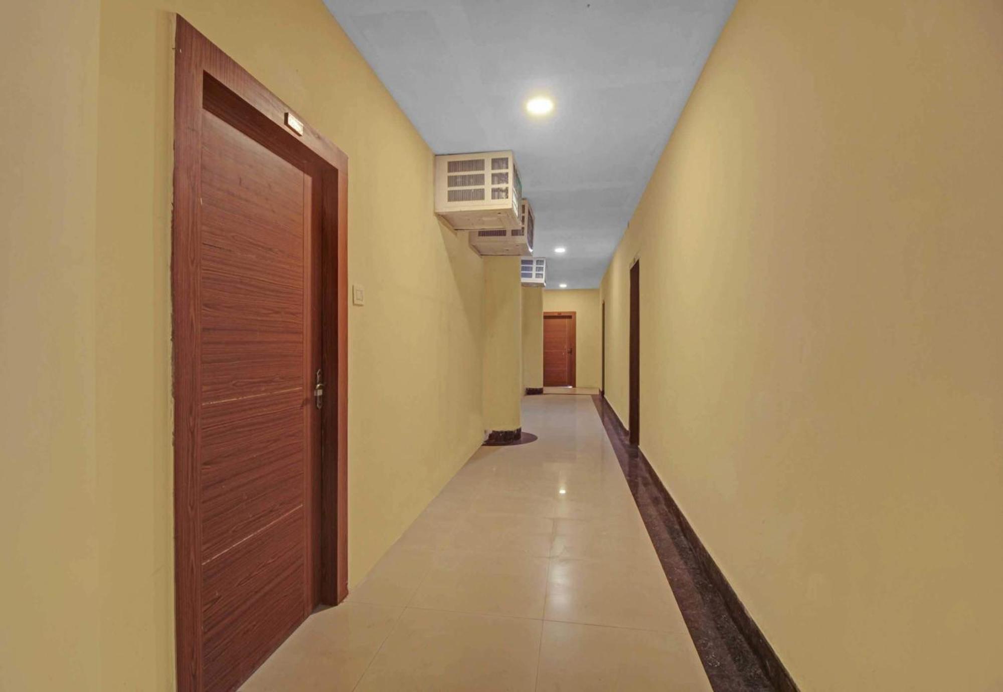 Super Collection O Hotel Aqua Villa Near Netaji Subhash Chandra Bose International Airport Gauripur  Екстериор снимка