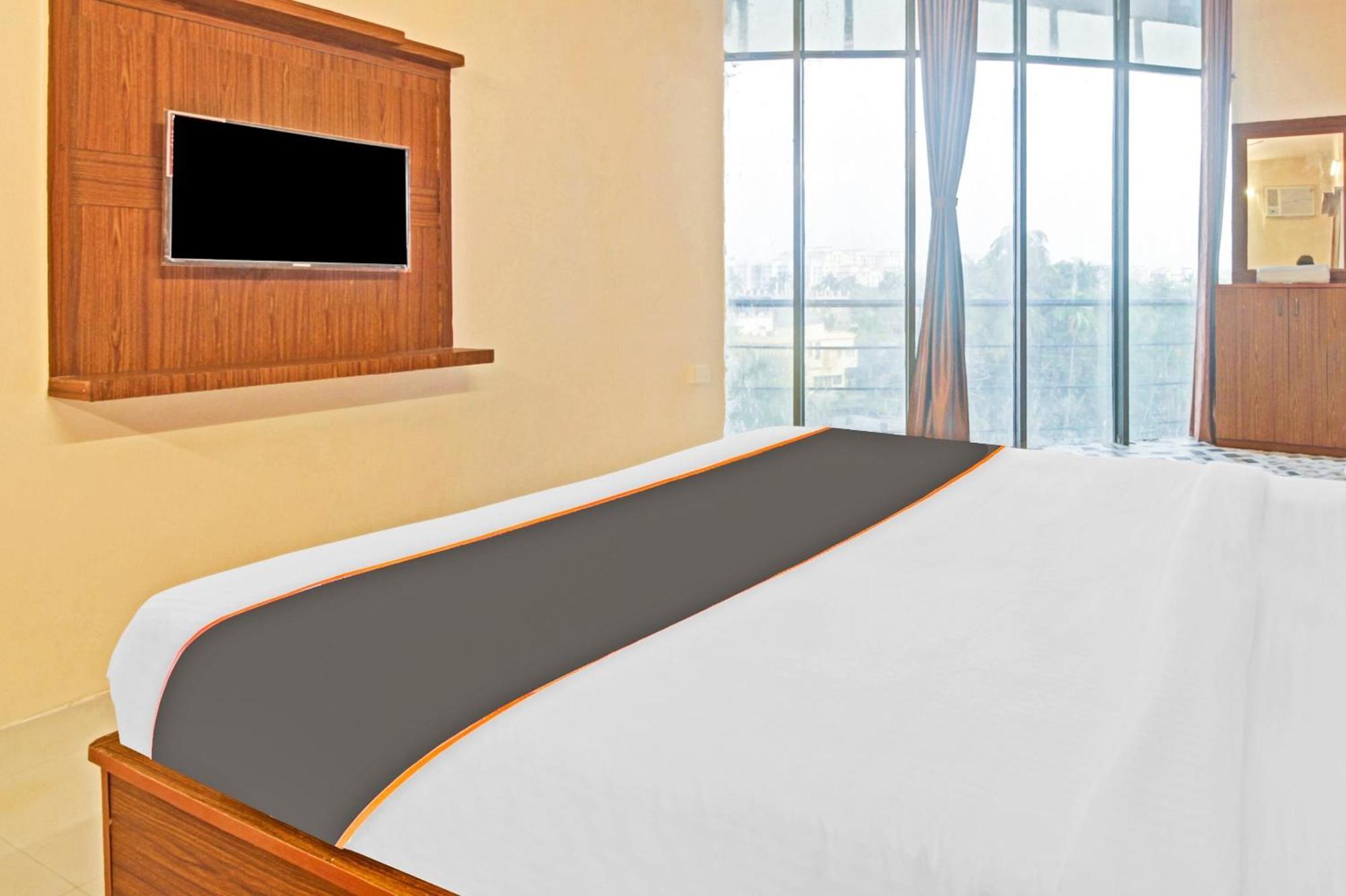 Super Collection O Hotel Aqua Villa Near Netaji Subhash Chandra Bose International Airport Gauripur  Екстериор снимка
