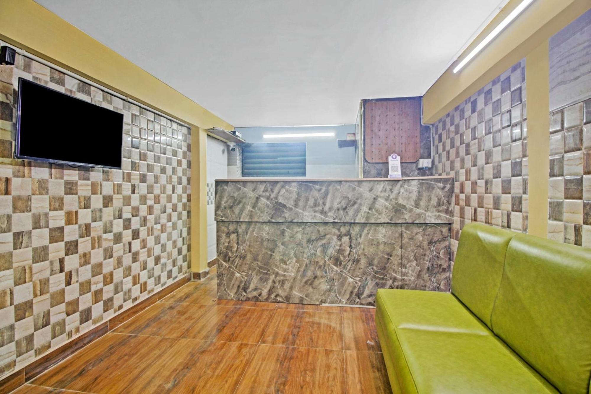 Super Collection O Hotel Aqua Villa Near Netaji Subhash Chandra Bose International Airport Gauripur  Екстериор снимка